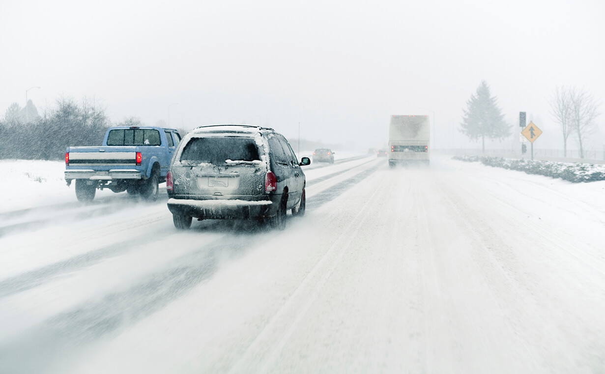 Tips to Drive Safely on Icy Roads article header